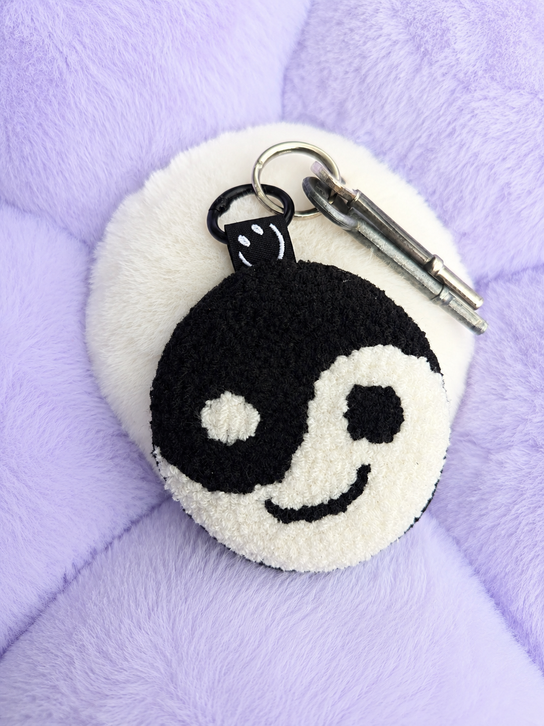Yin Yang Smiley 2-in-1 Accessory - Image 2